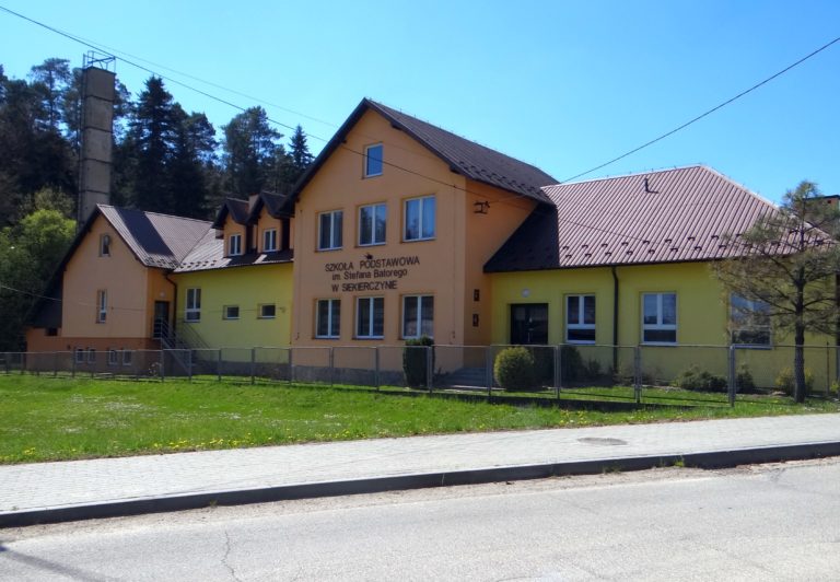 szkola 1 768x532