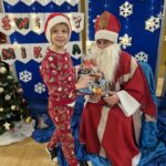 Spotkanie Uczniów ze Świętym Mikołajem 5 grudnia 2025 (89)